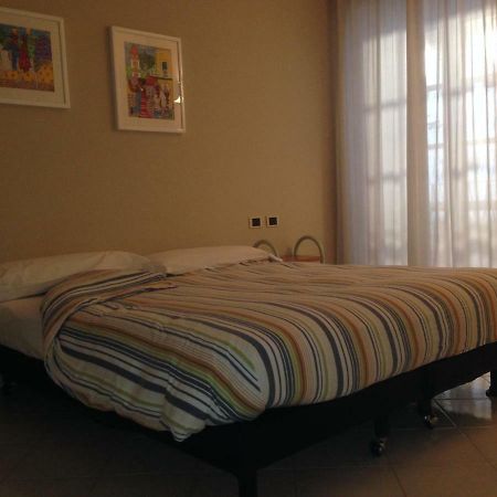 Casa Vacanza Piazza Orta San Giulio Camera foto